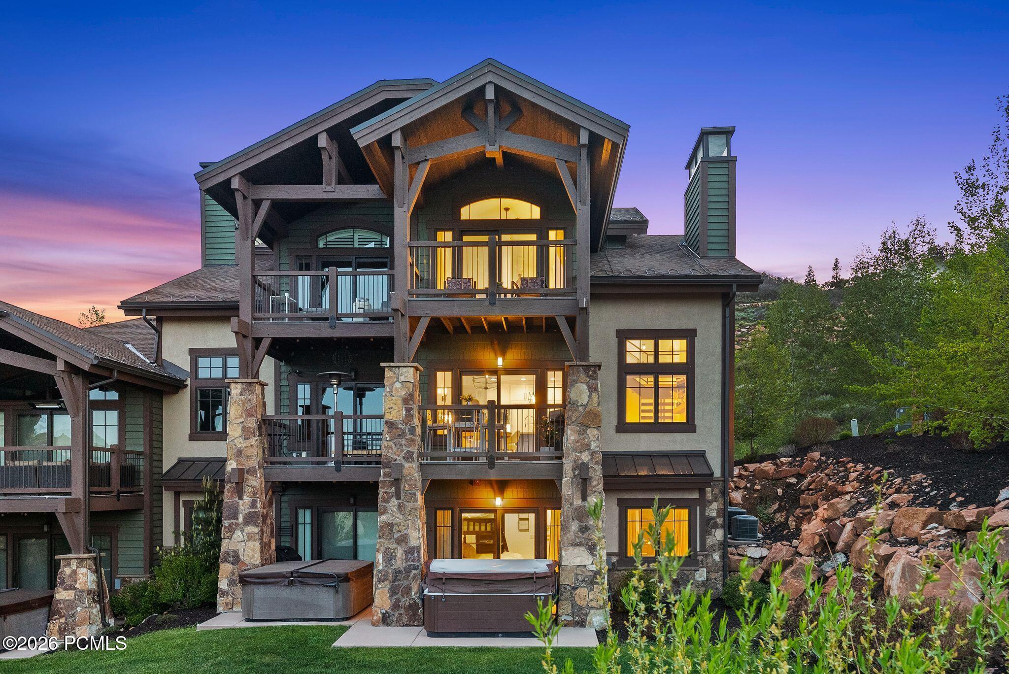 4096 Fairway Lane