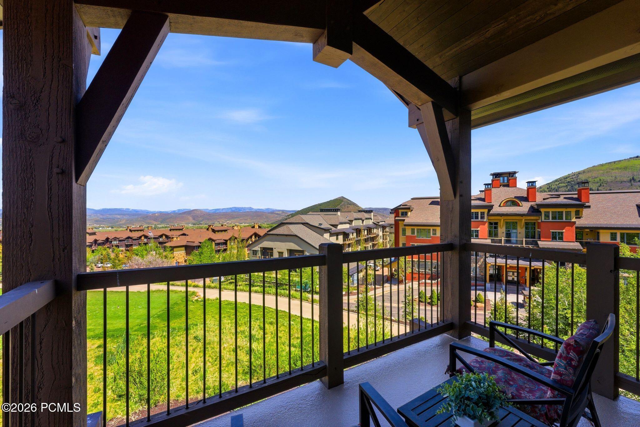 4096 Fairway Lane