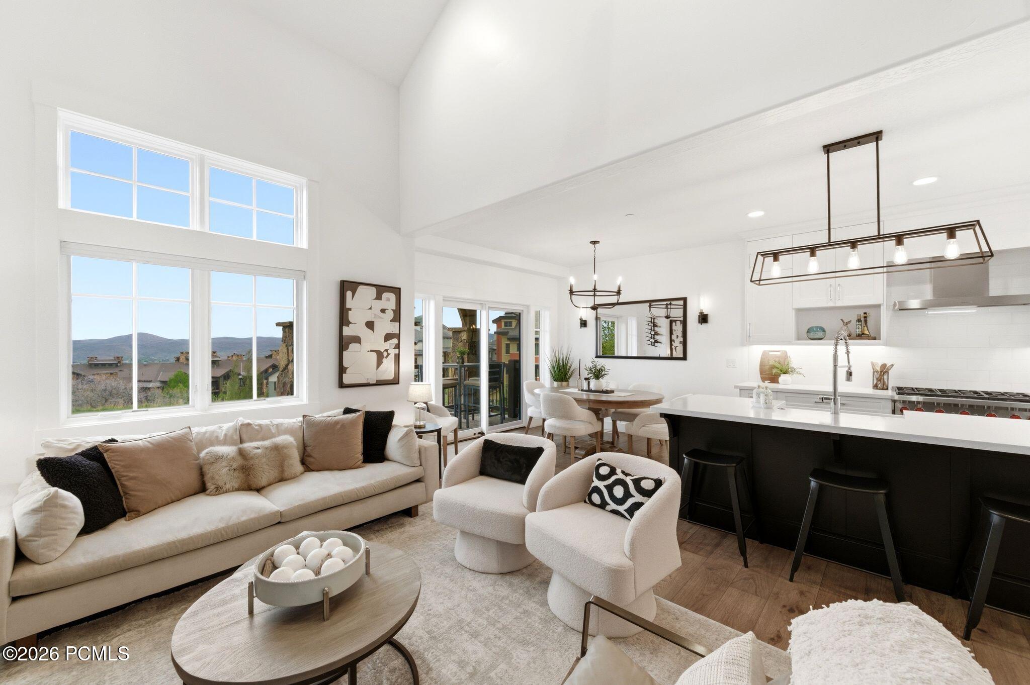 4096 Fairway Lane