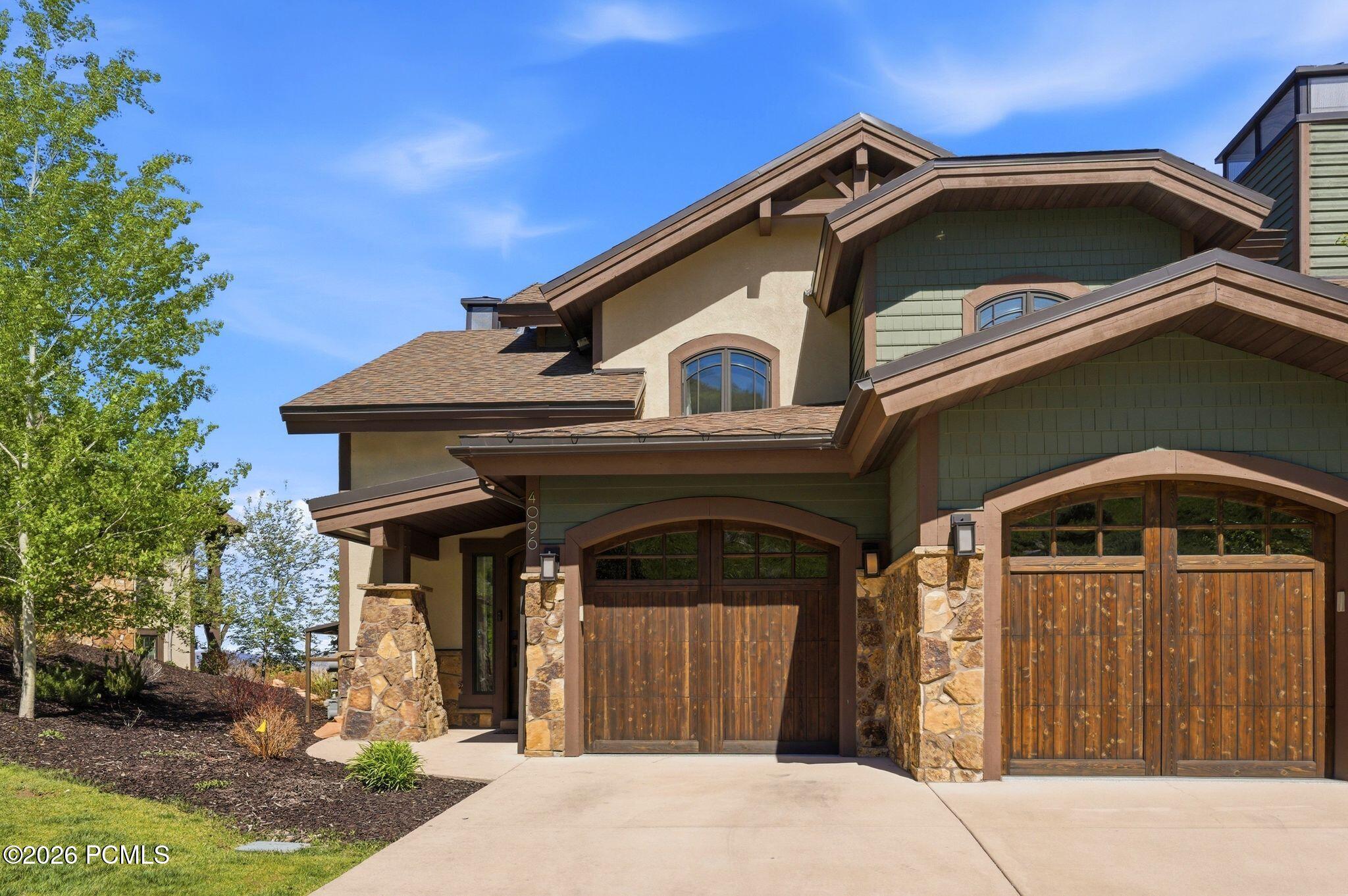 4096 Fairway Lane