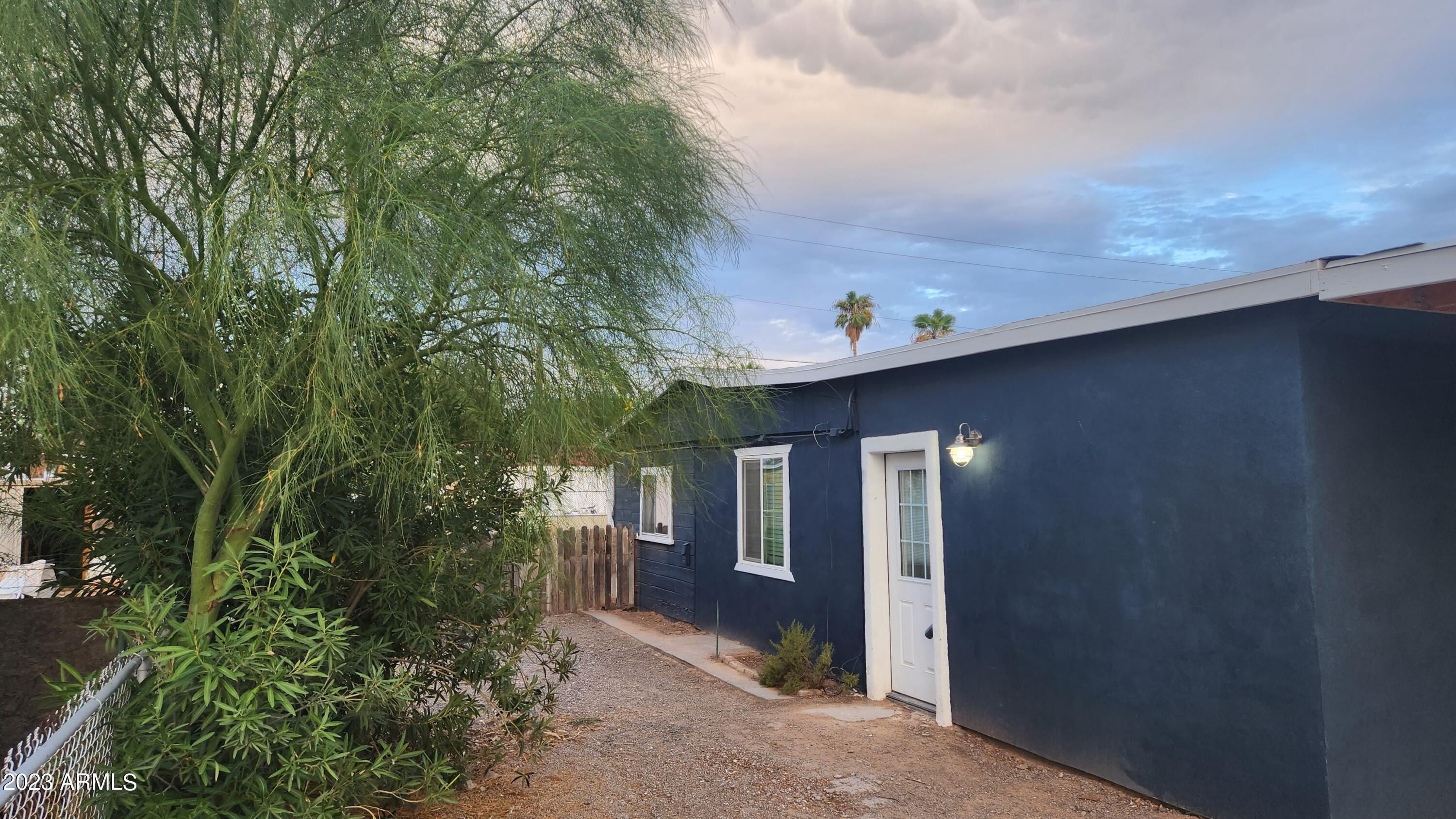 4557 N Palomino Lane