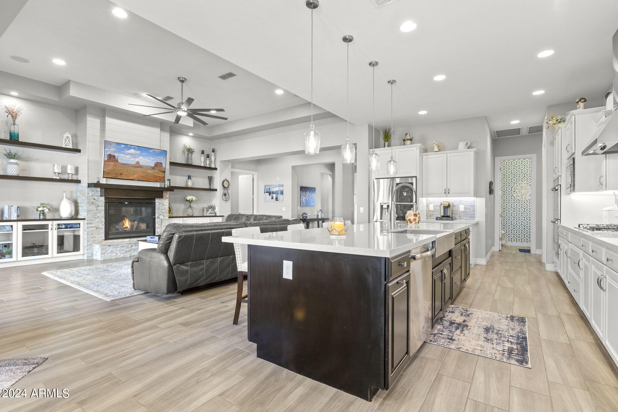 9150 W FOOTHILL Drive