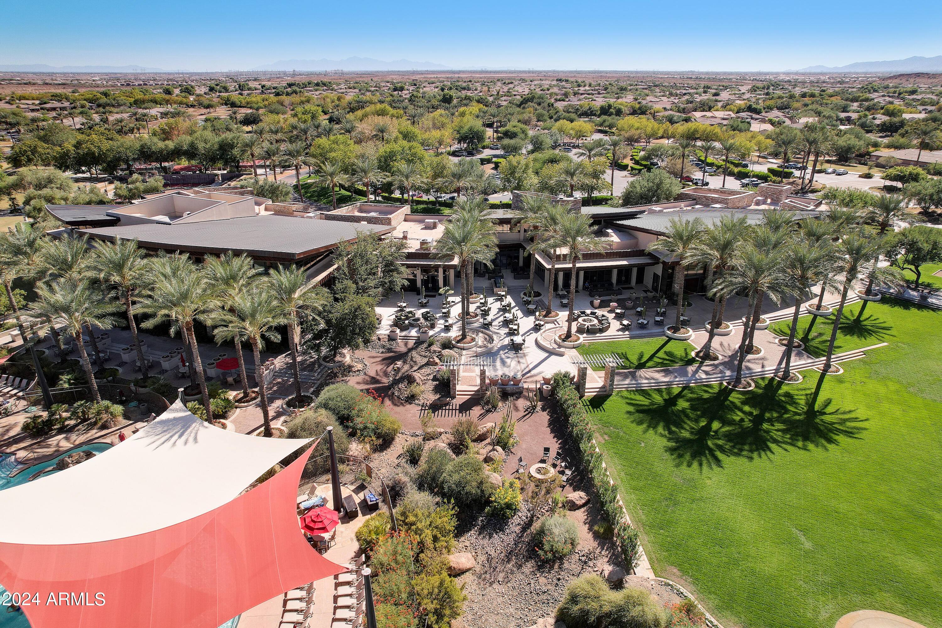 12717 W FETLOCK Trail