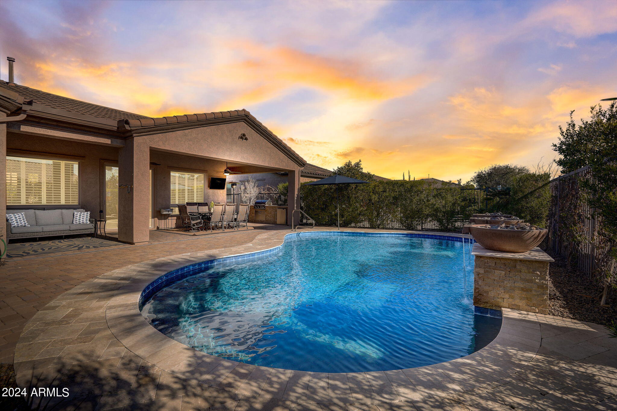 12717 W FETLOCK Trail