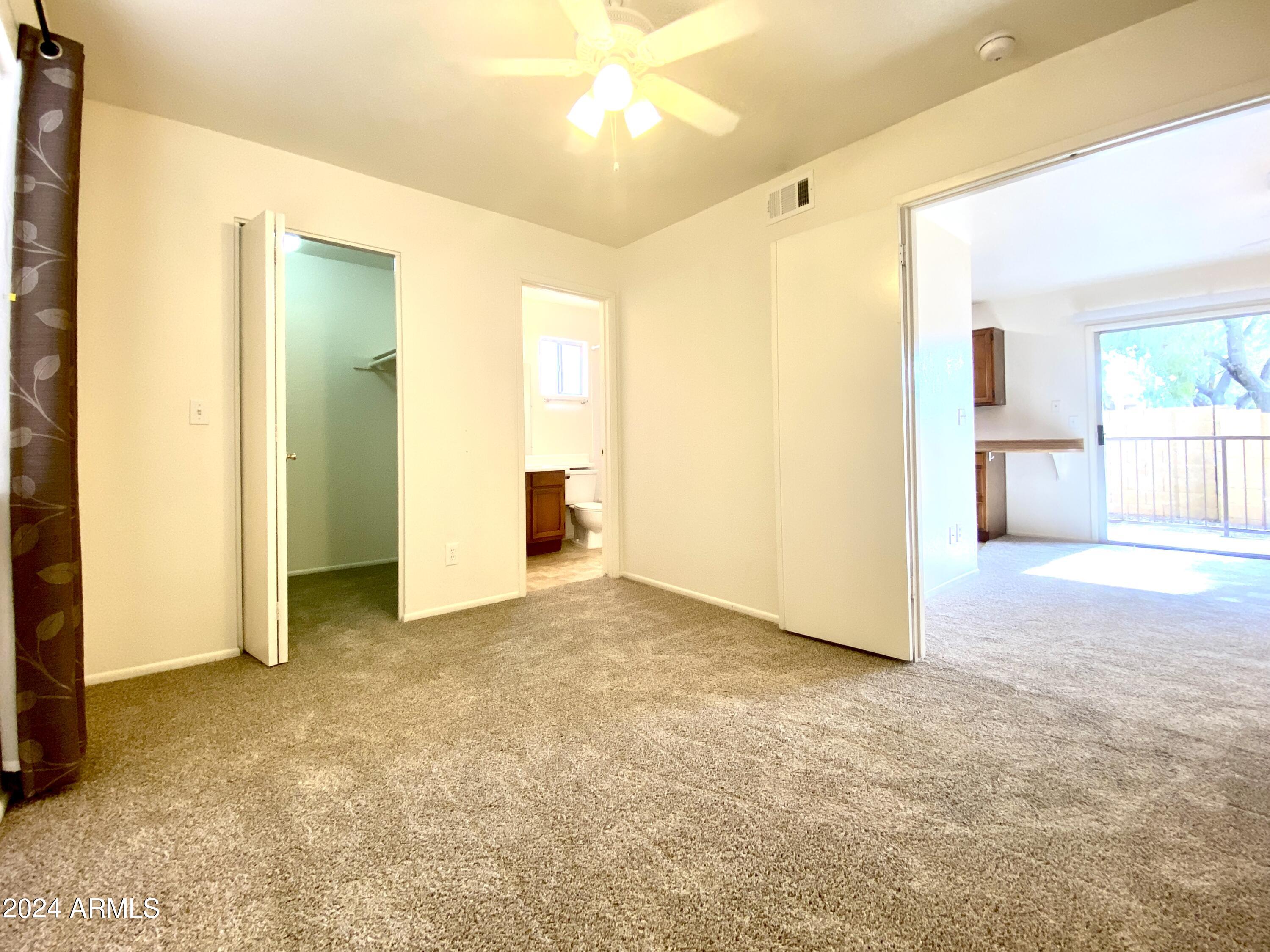 653 W GUADALUPE Road, 1017