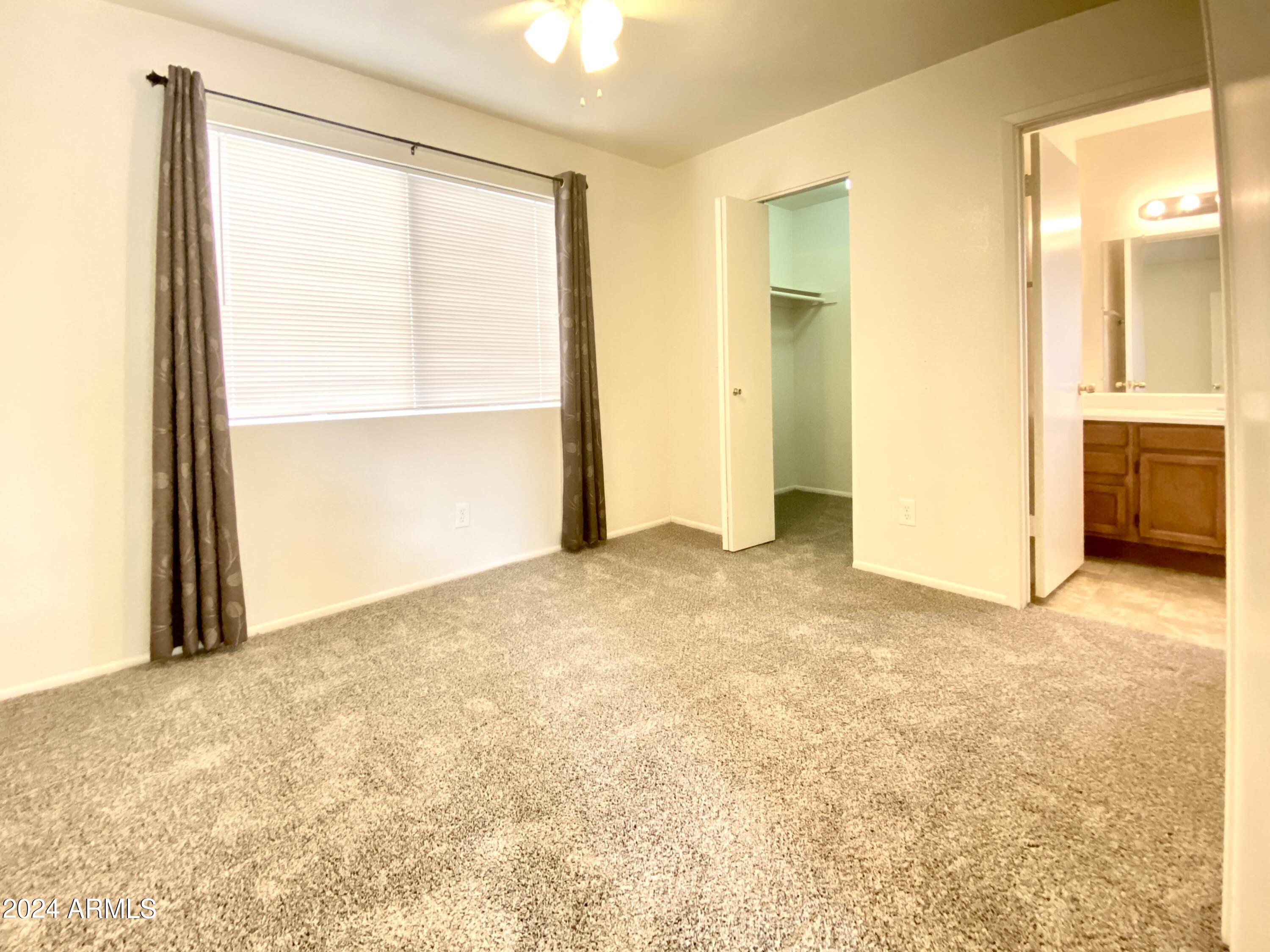 653 W GUADALUPE Road, 1017