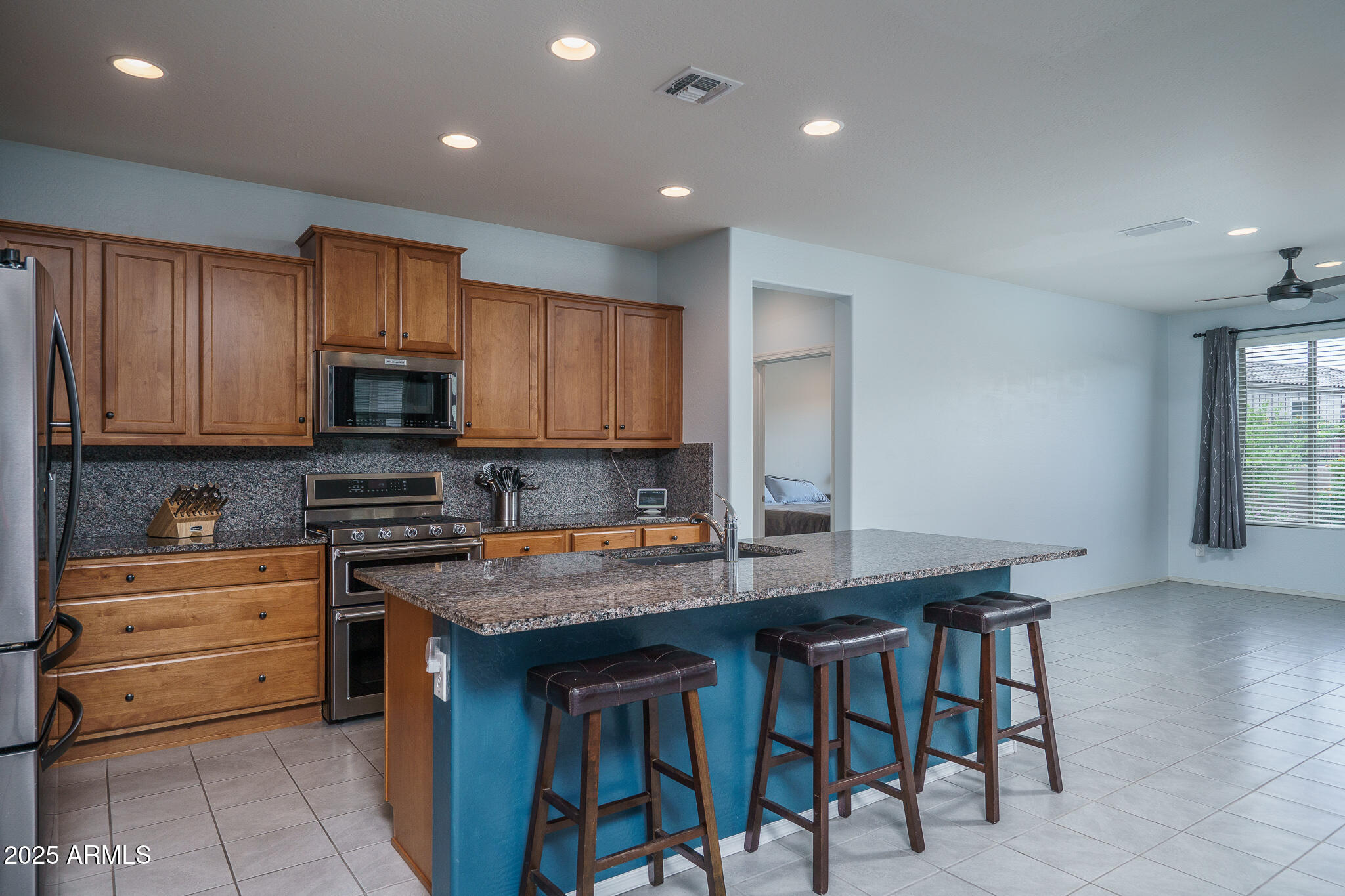 26017 W MAPLE Drive