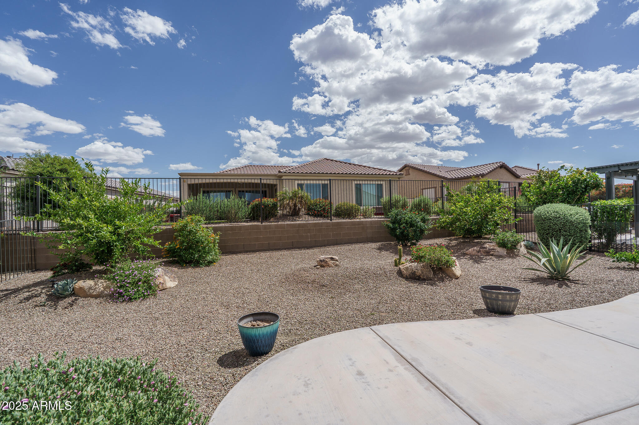 26017 W MAPLE Drive