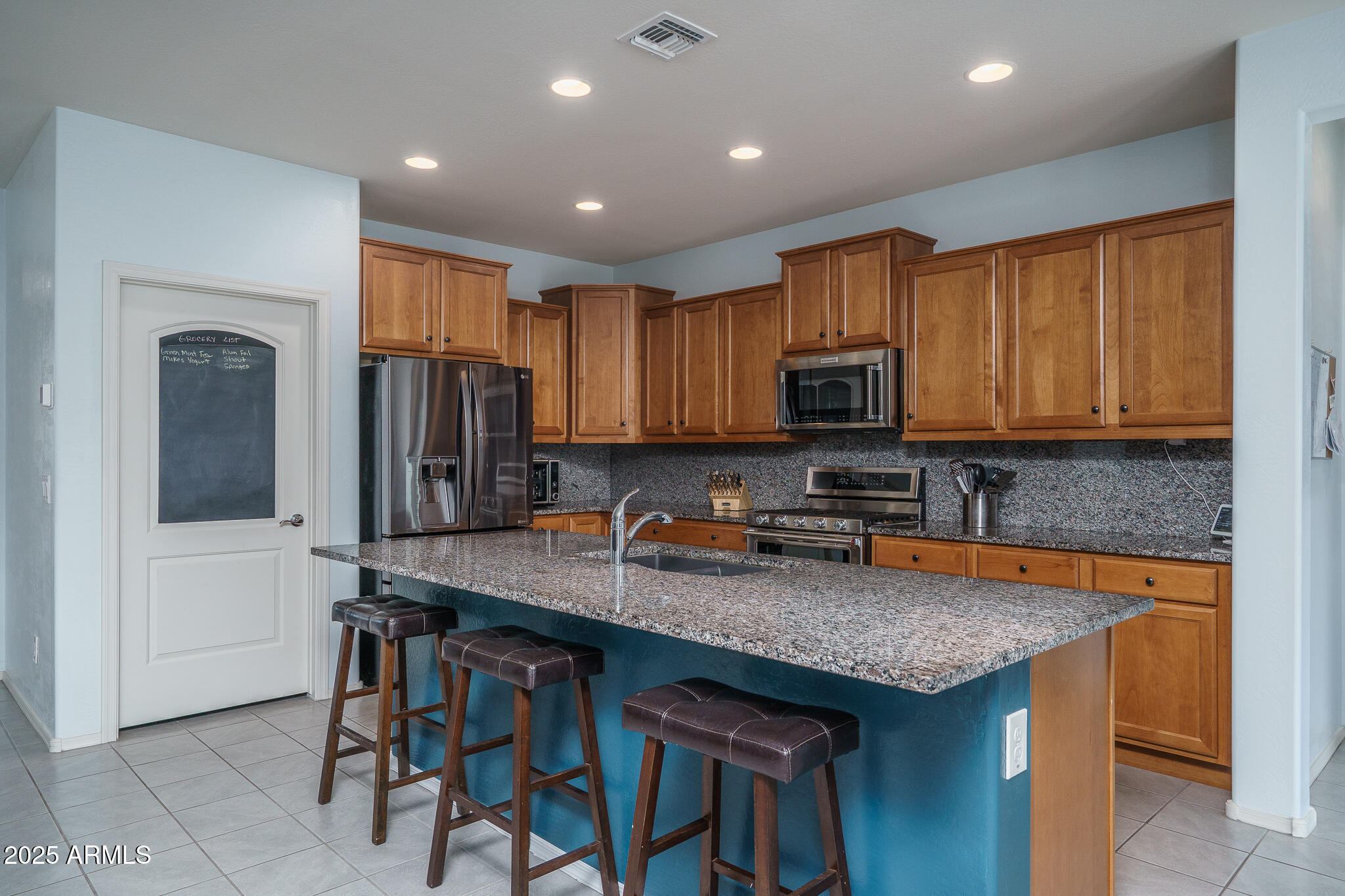26017 W MAPLE Drive