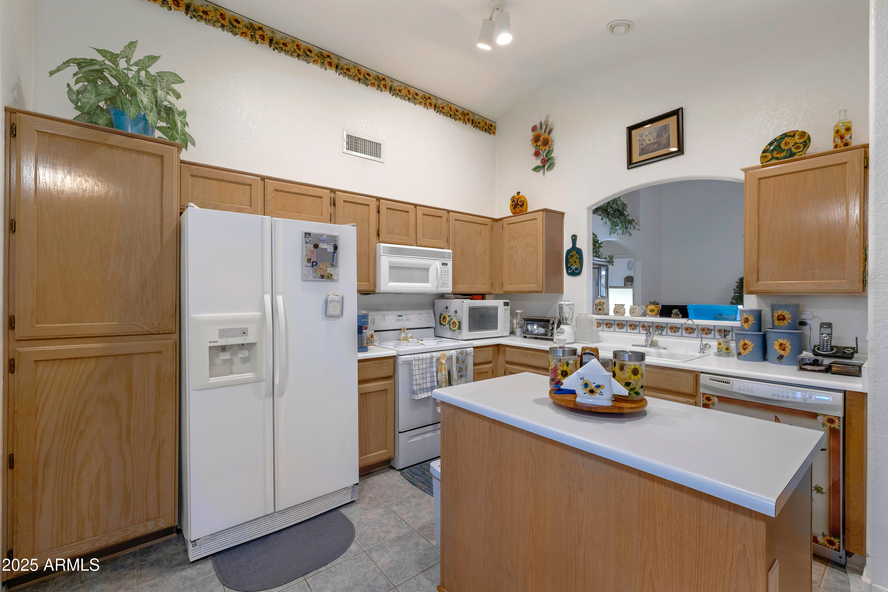 10842 W BEAUBIEN Drive