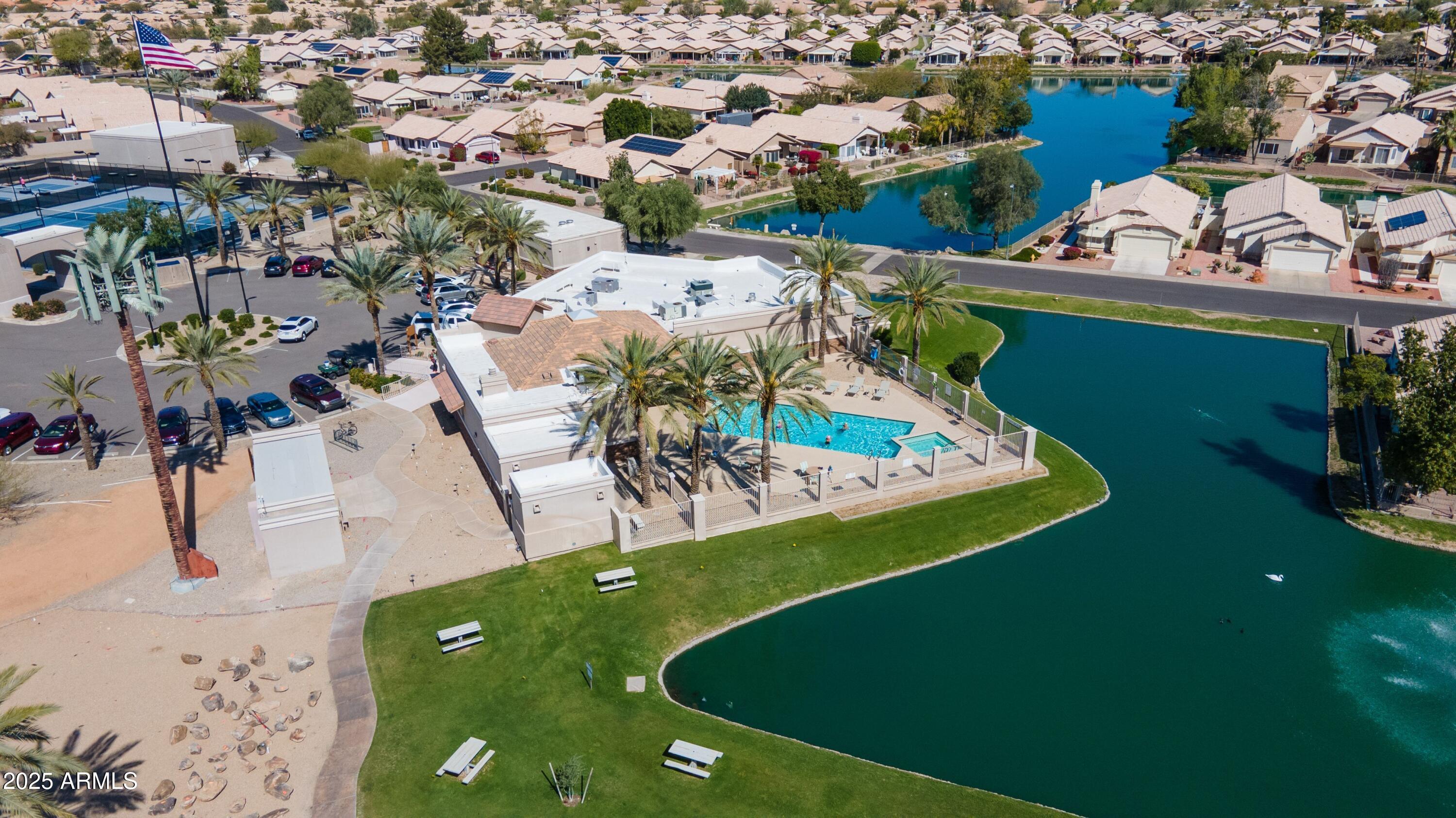 10842 W BEAUBIEN Drive