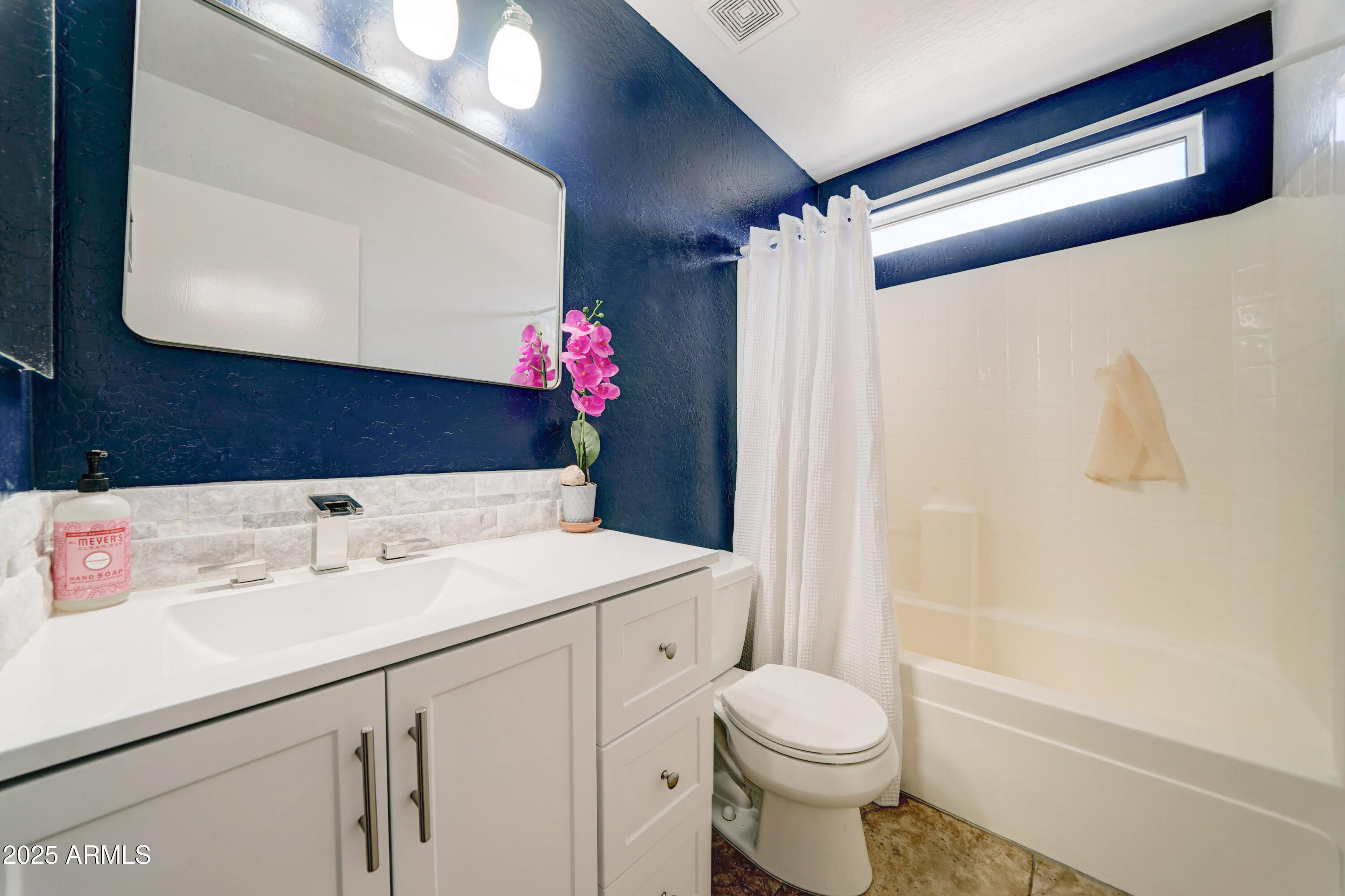 12701 W HOLLYHOCK Drive