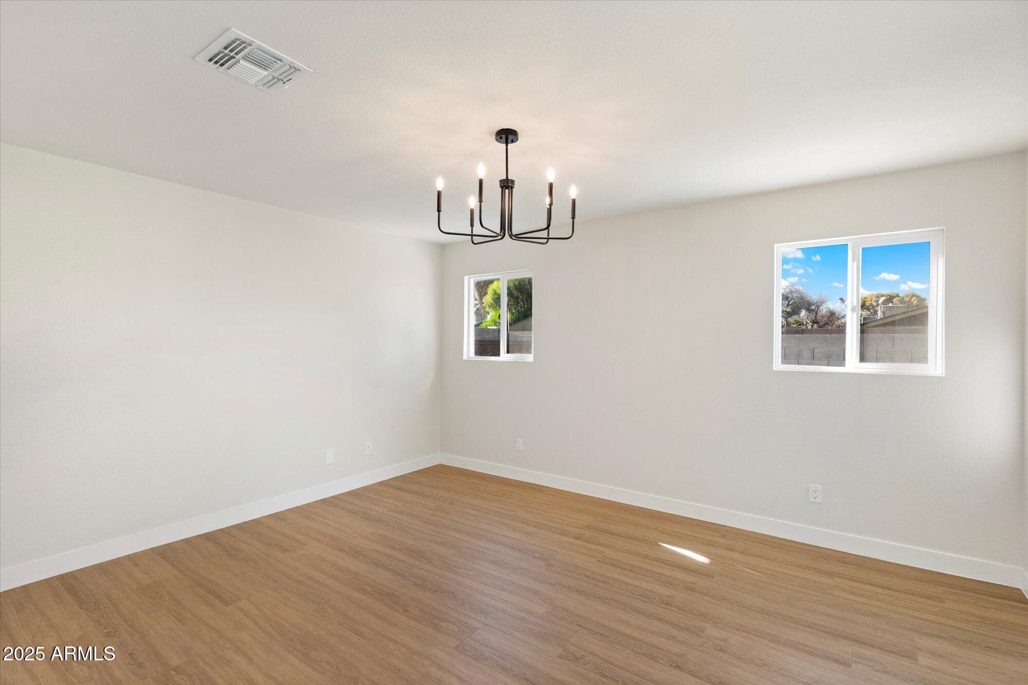 2900 N NEBRASKA Street