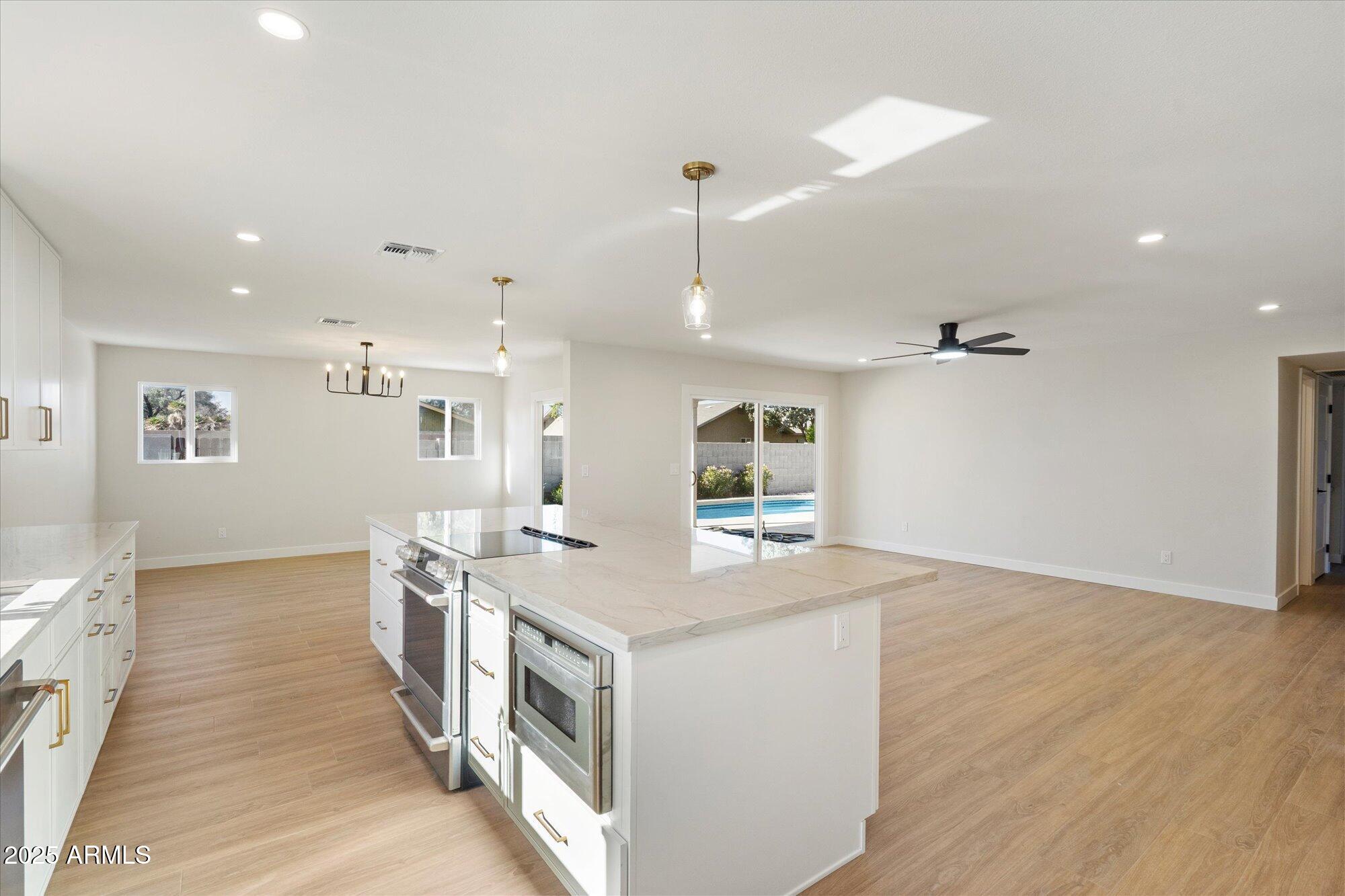 2900 N NEBRASKA Street