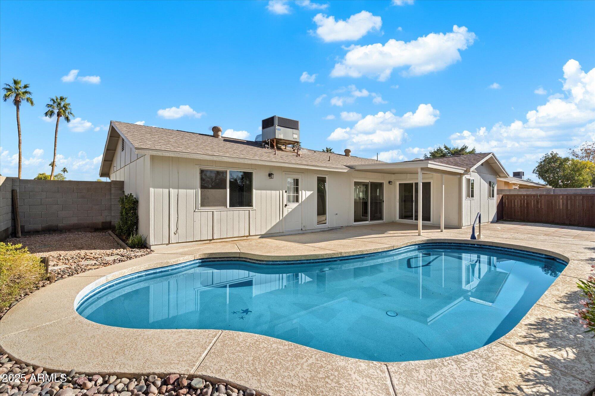 2900 N NEBRASKA Street