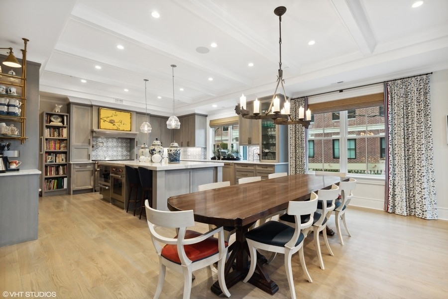 1095 Kelmscott Way Unit: 300