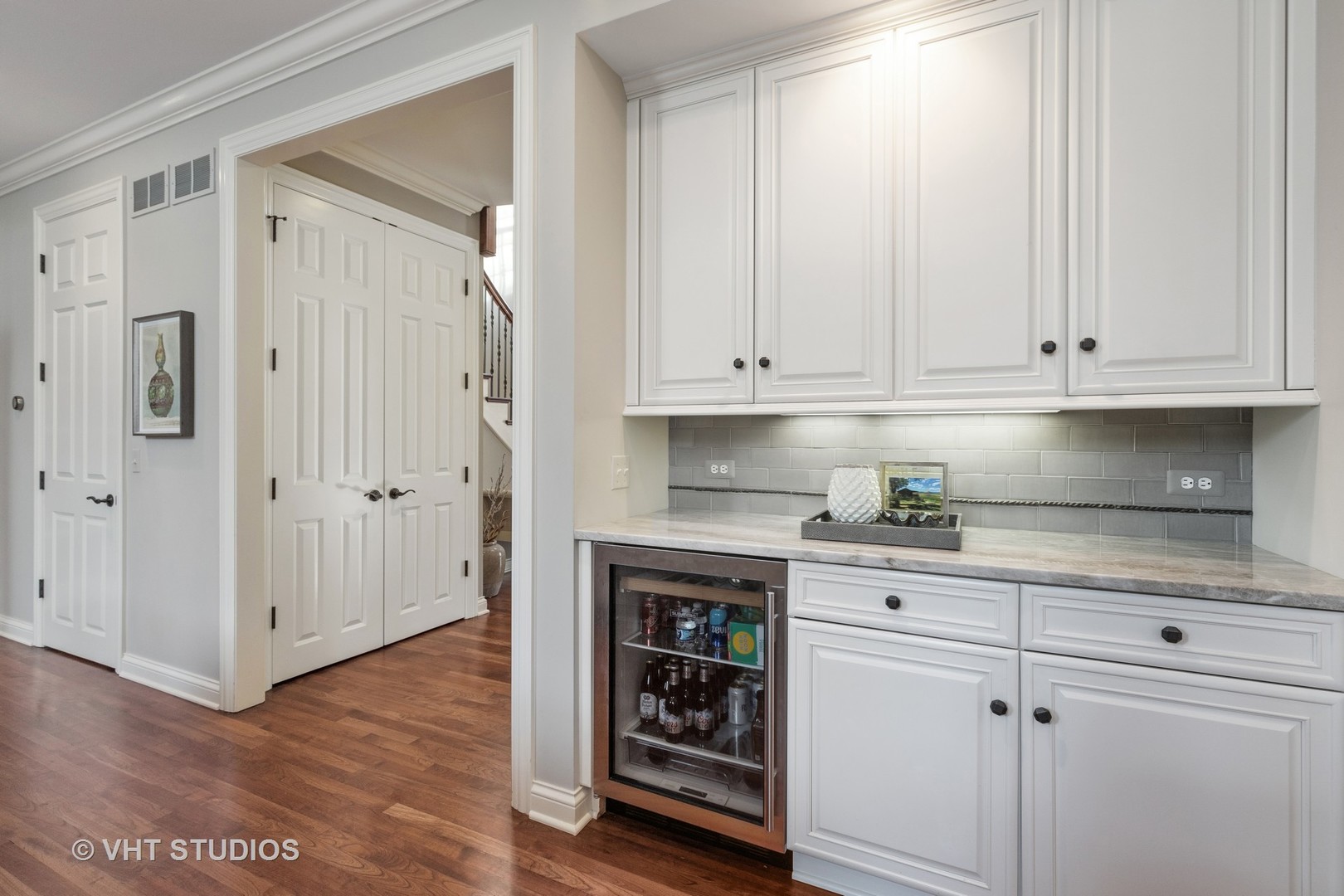 1190 Longmeadow Lane