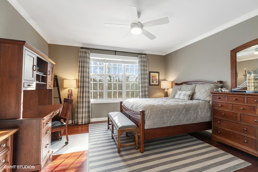 1190 Longmeadow Lane