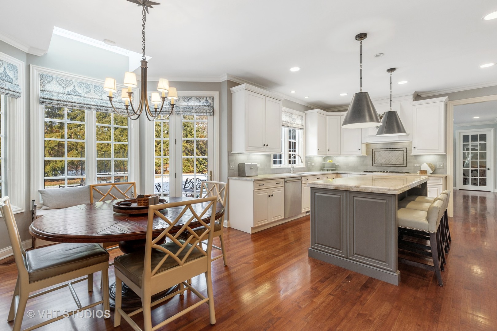 1190 Longmeadow Lane