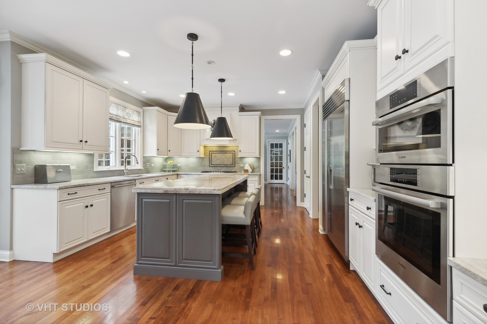 1190 Longmeadow Lane