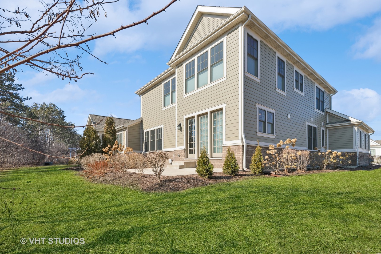 1800 Westbridge Circle