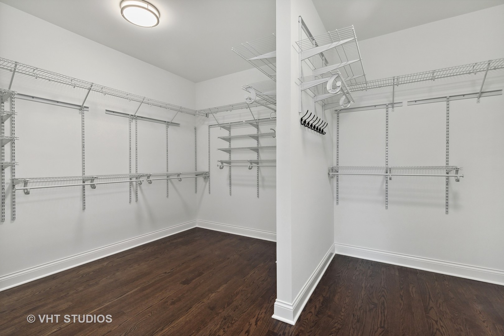 1800 Westbridge Circle