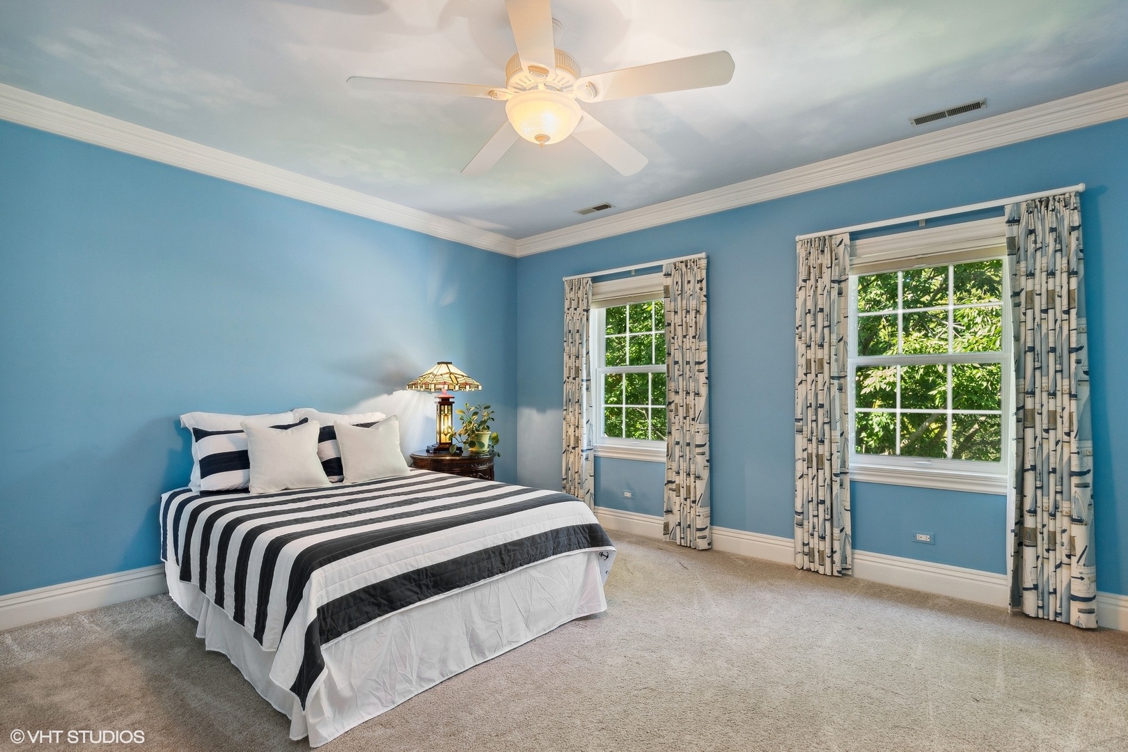 475 W DEERPATH Road