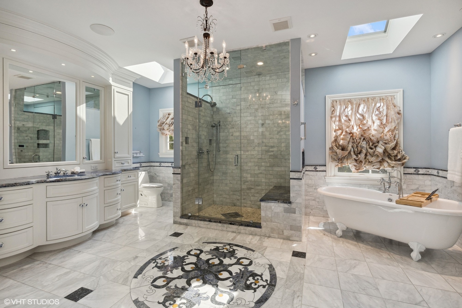 475 W DEERPATH Road