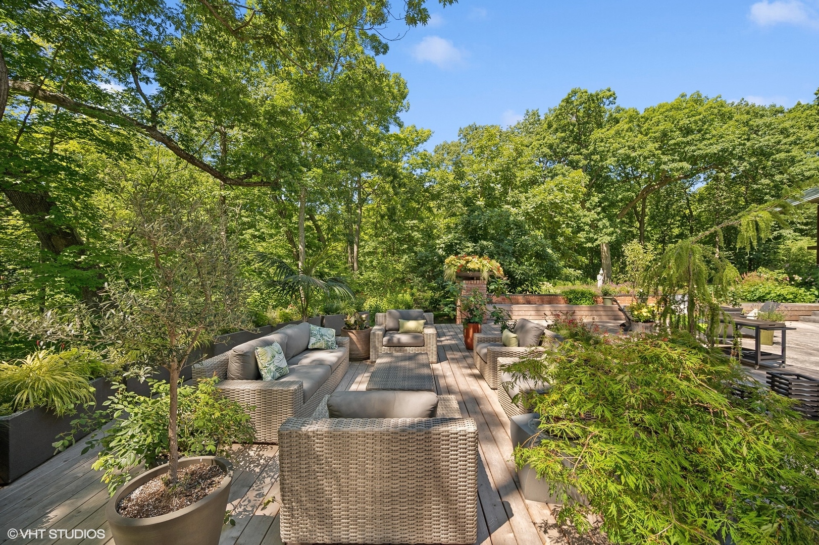 170 N Mayflower Road