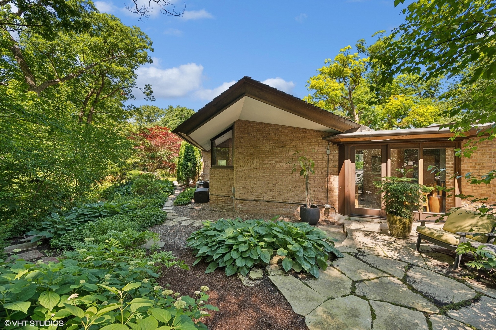 170 N Mayflower Road