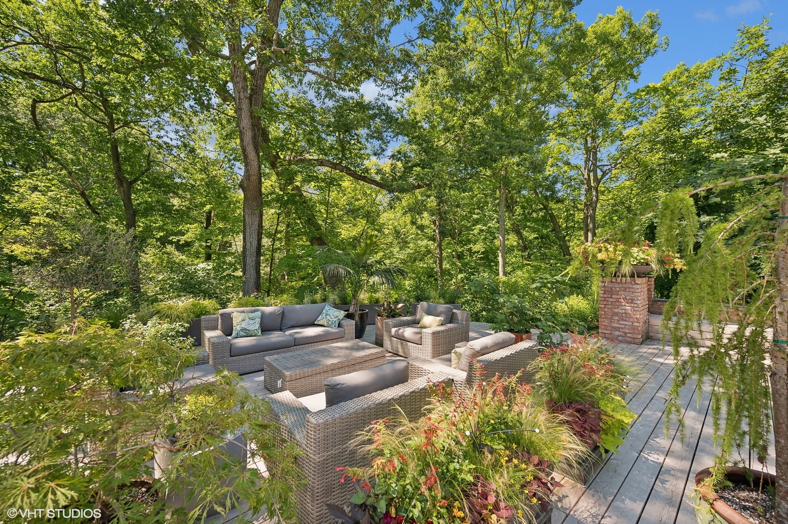 170 N Mayflower Road