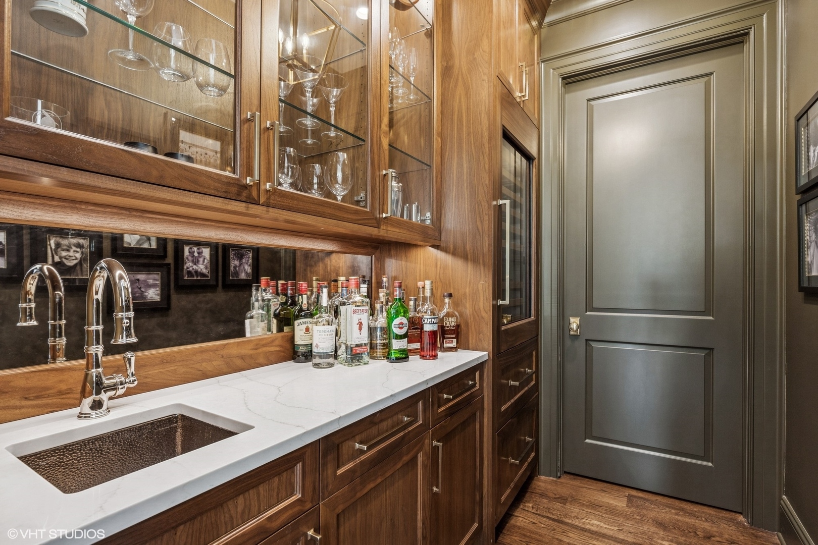 120 E Scranton Avenue Unit: 203