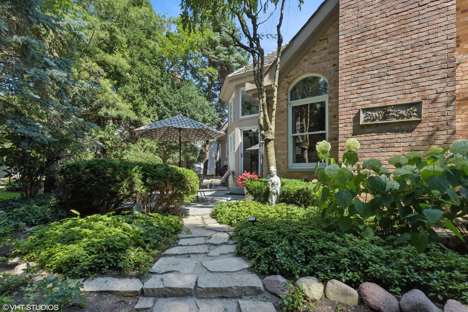 1806 Princeton Court