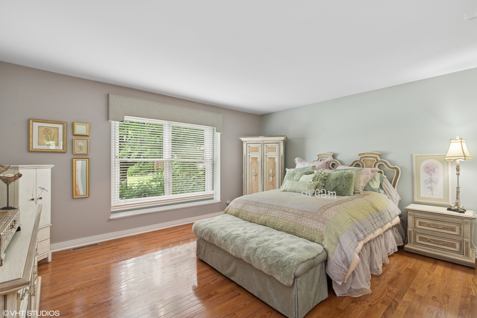 1806 Princeton Court