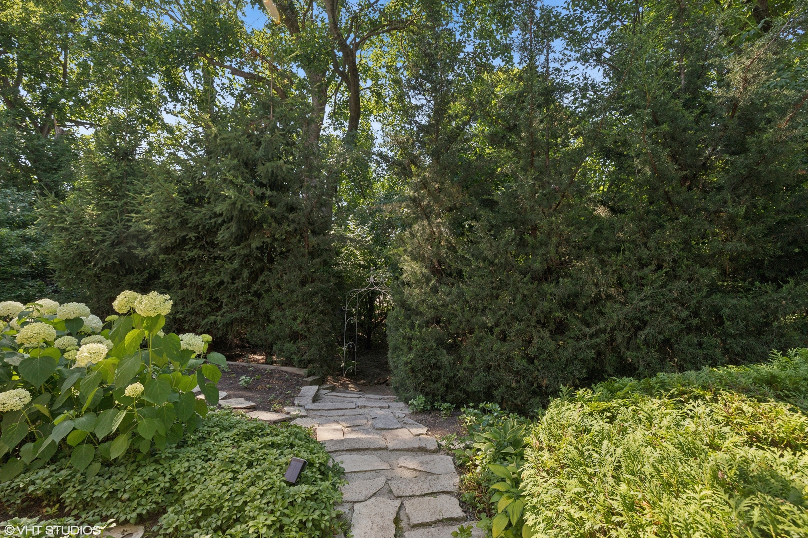 1806 Princeton Court