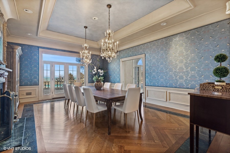 700 Crab Tree Farm Lane