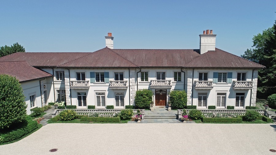 700 Crab Tree Farm Lane