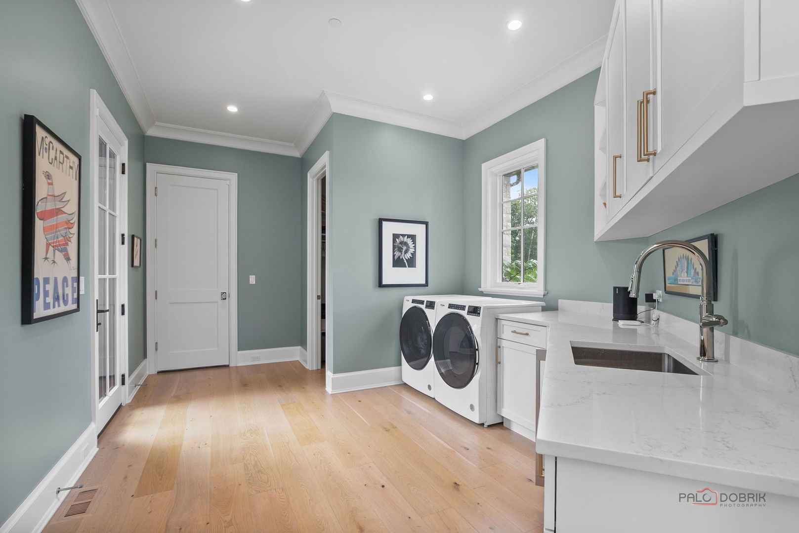 355 Hickory Court