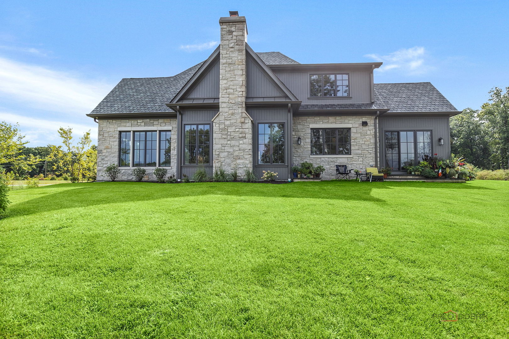355 Hickory Court