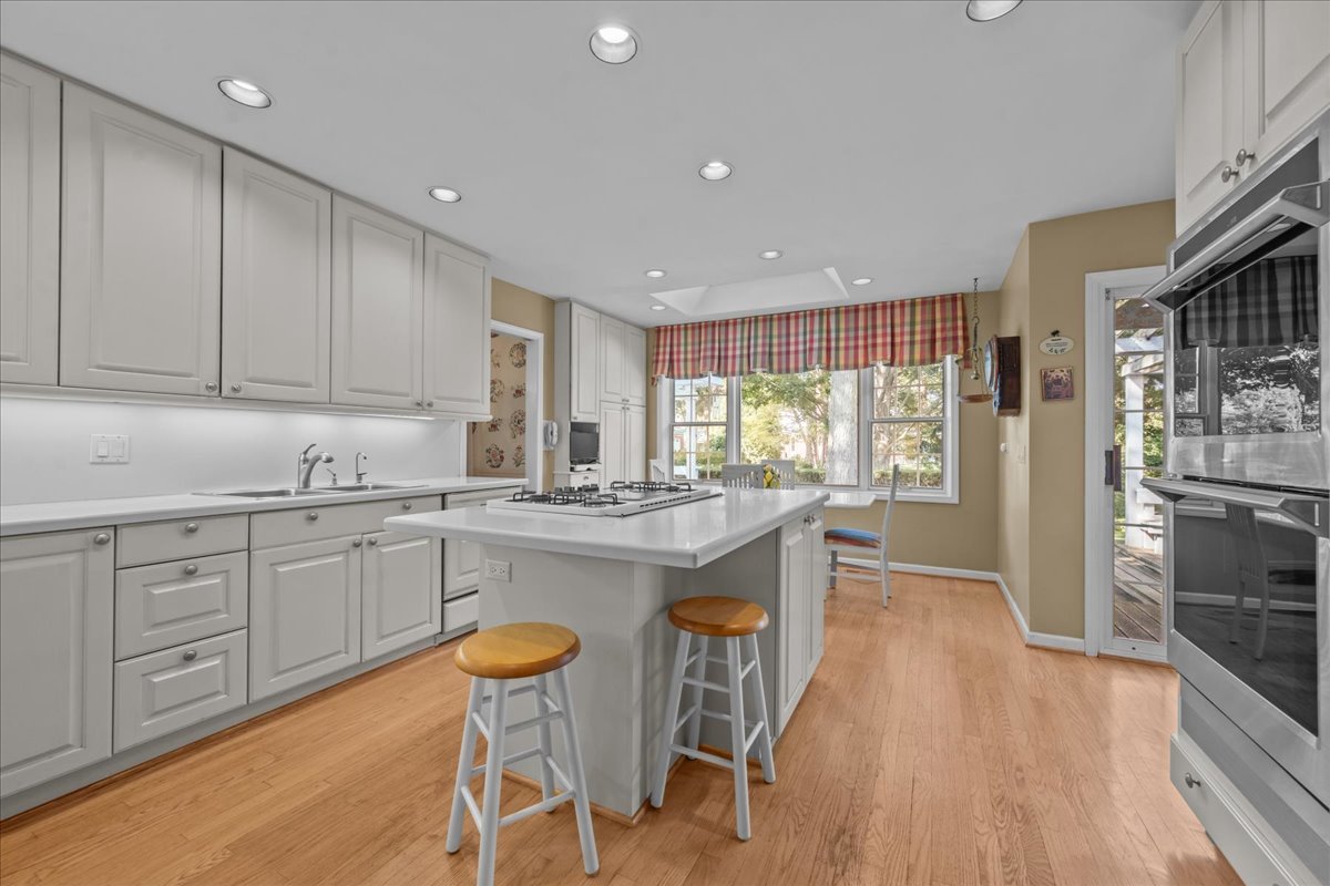 1412 Elizabeth Lane