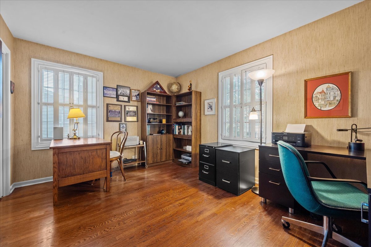 1412 Elizabeth Lane