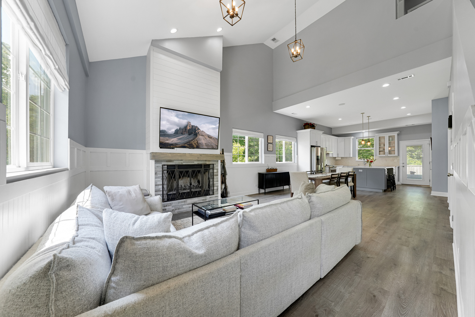 228 Juneway Terrace