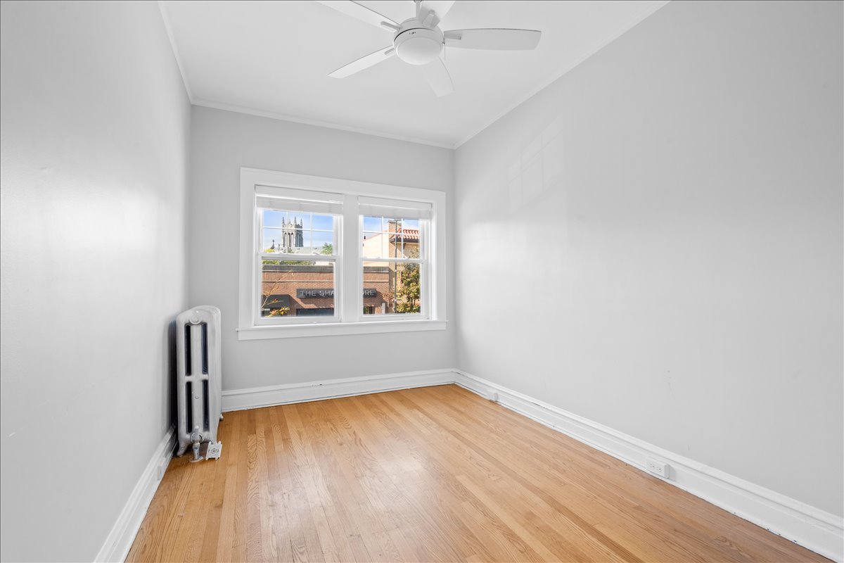 911 Green Bay Road Unit: 2S