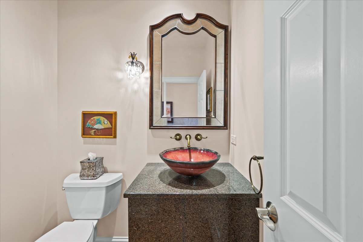 195 S Bradford Court