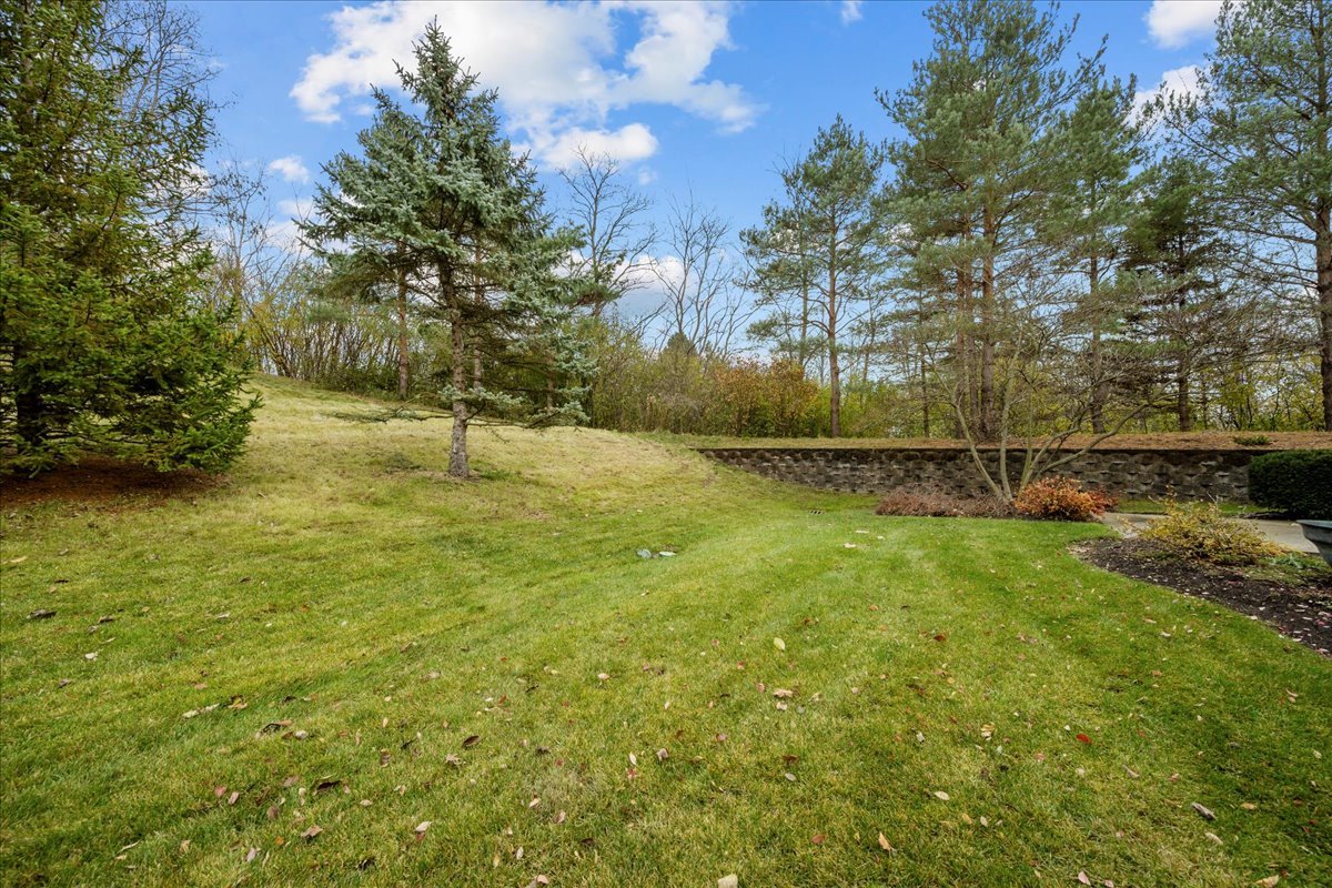 195 S Bradford Court