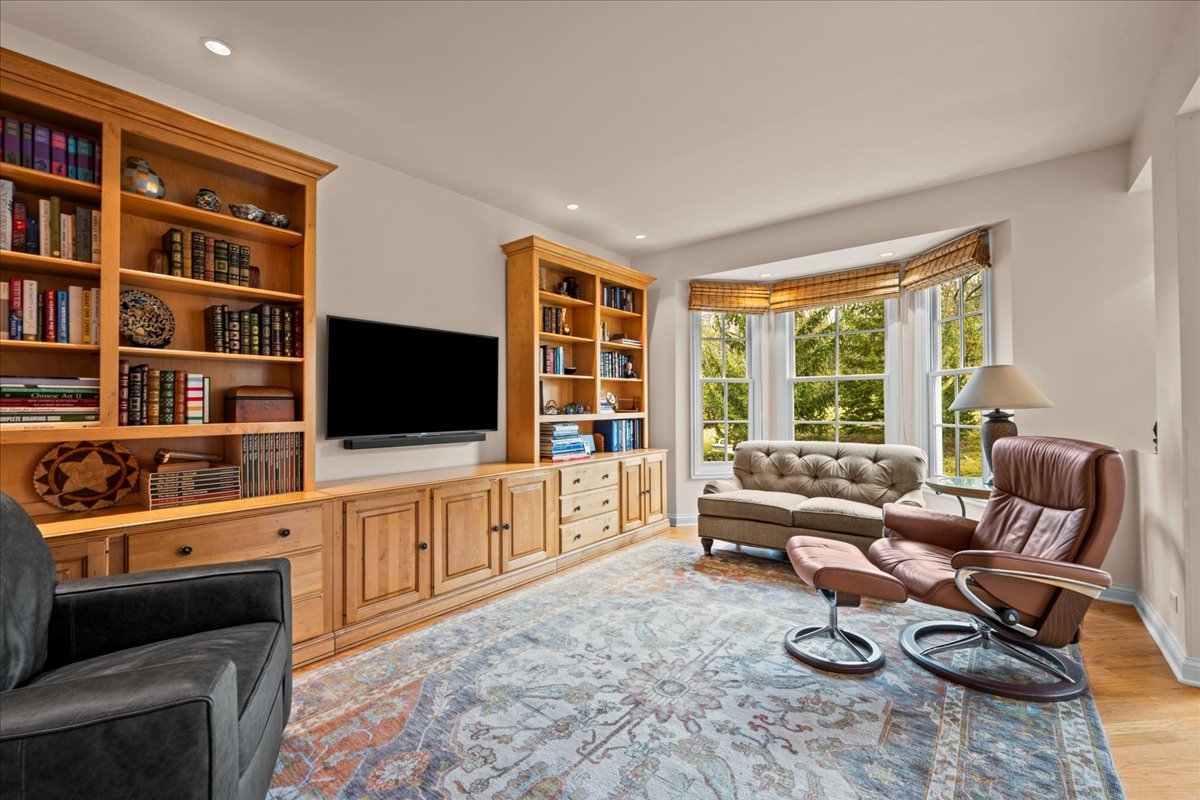 195 S Bradford Court