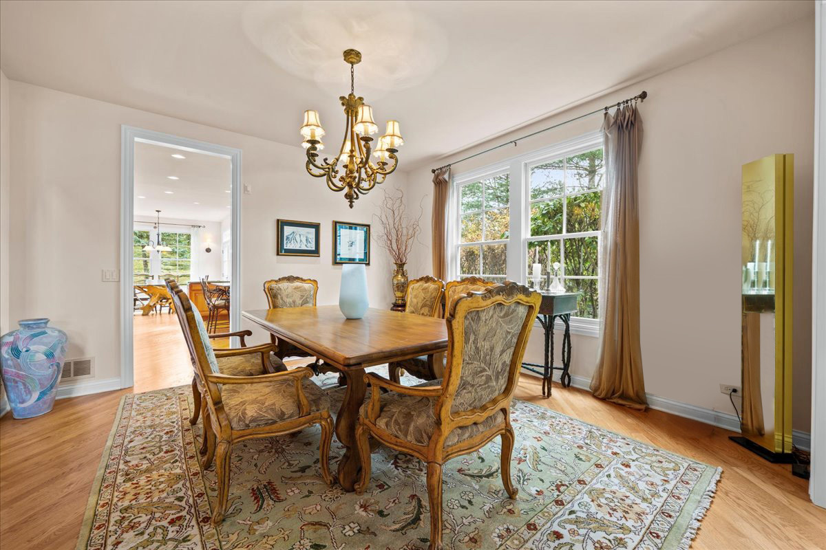 195 S Bradford Court