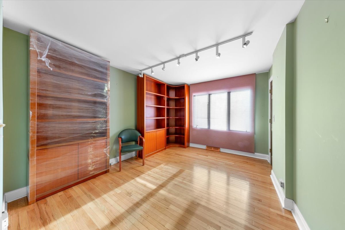 3636 Whirlaway Drive