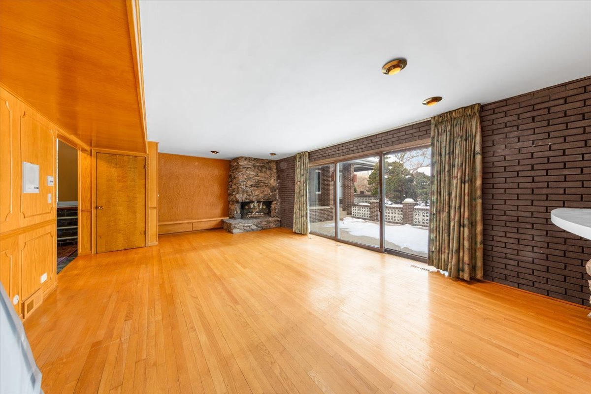 3636 Whirlaway Drive