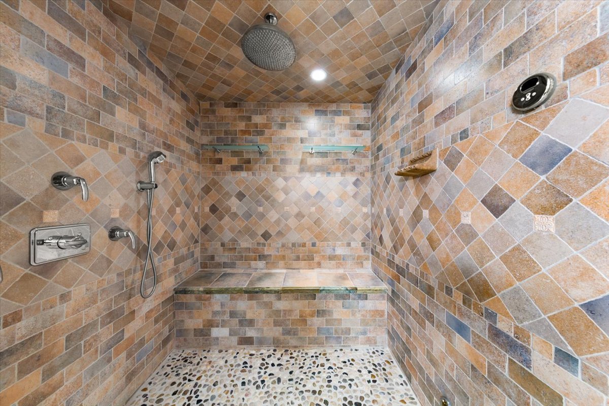 3636 Whirlaway Drive